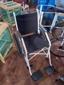 Cadeiras de rodas são reformadas em presídio de Aquidauana para doação