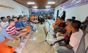 >Apresentação no Instituto Penal de Campo Grande.