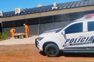 Em Guia Lopes, prédio da segurança pública tem calçamento renovado com mão de obra prisional e pavers fabricados em presídio